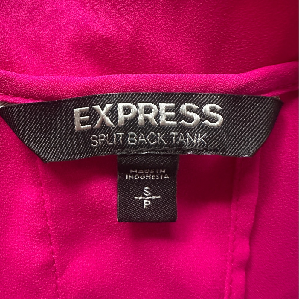 Express Split Back Tank - Picture 6 of 6